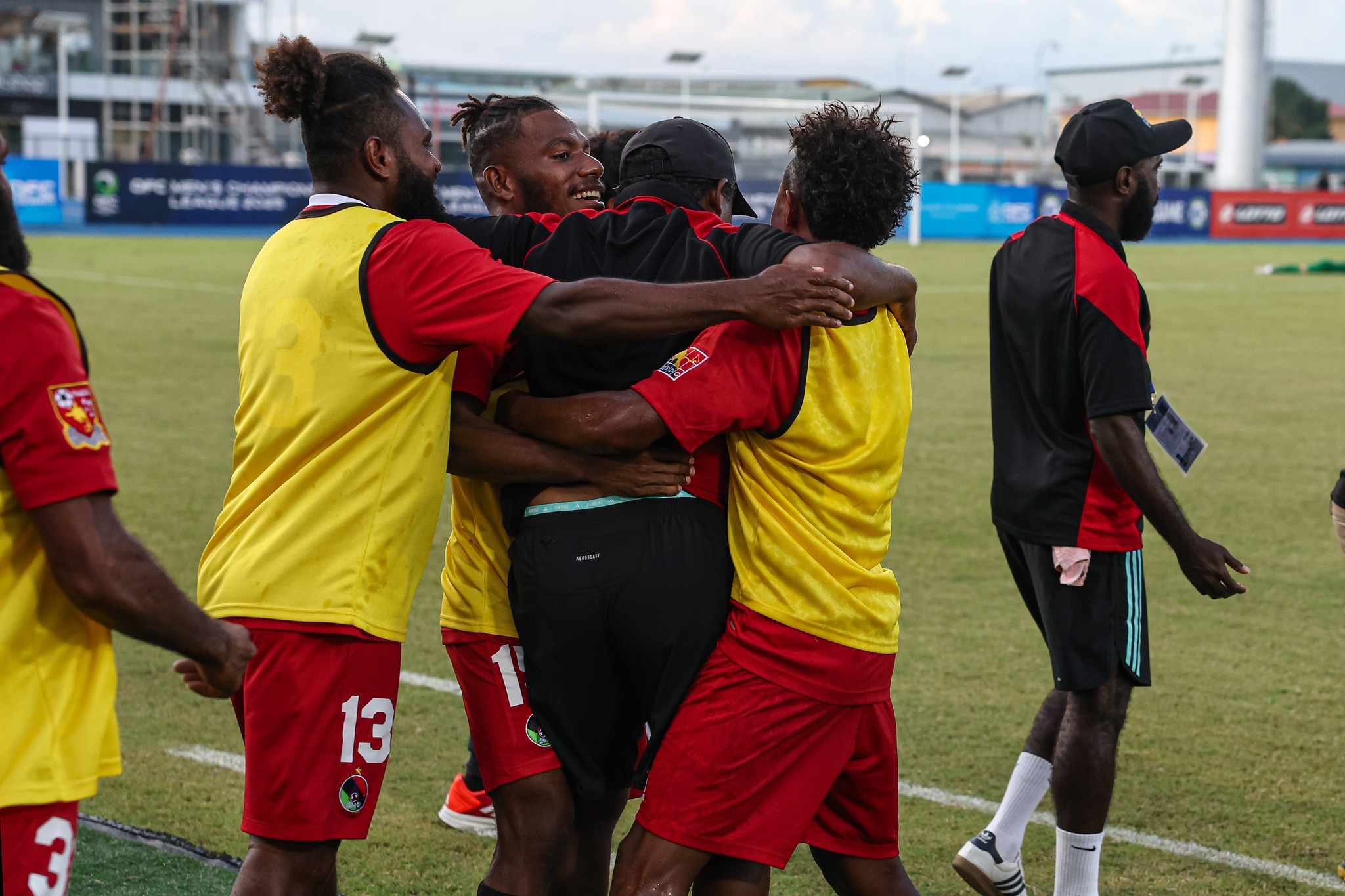 El Hekari United es finalita de la Champions de Oceanía.